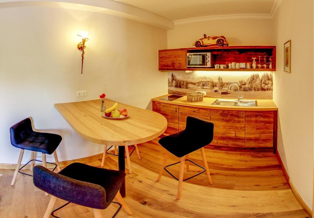 Serviced Apartments Villa Licht Kitzbühel Buitenkant foto