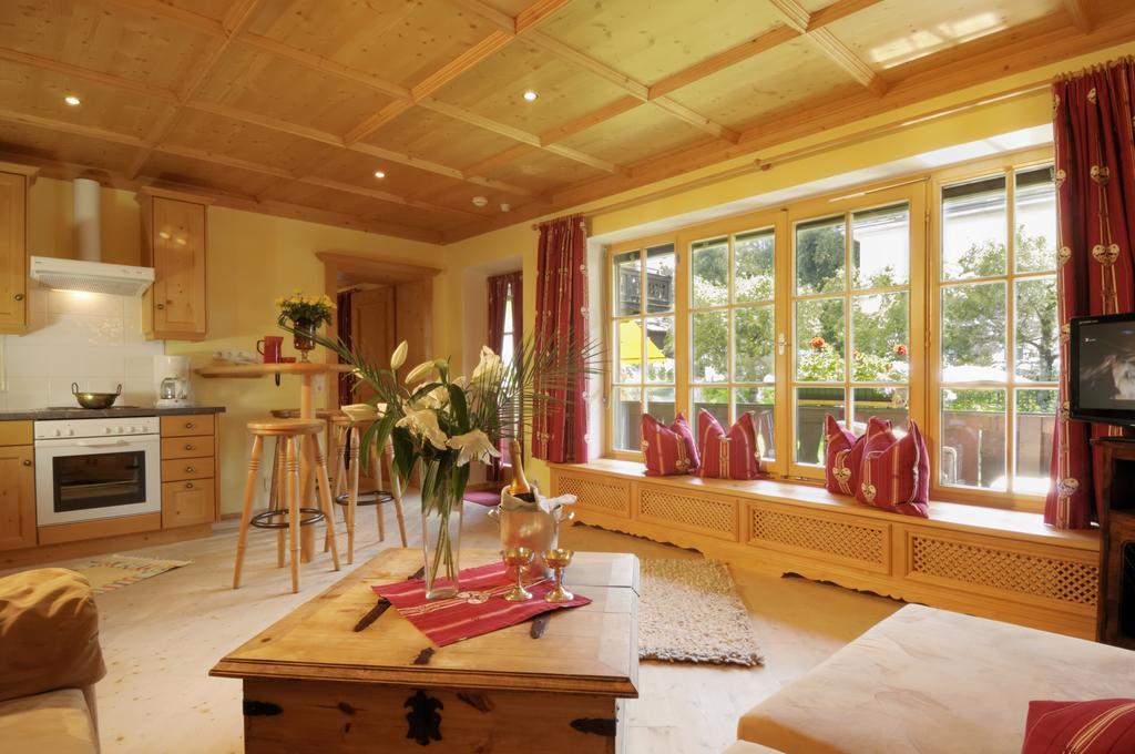 Serviced Apartments Villa Licht Kitzbühel Buitenkant foto