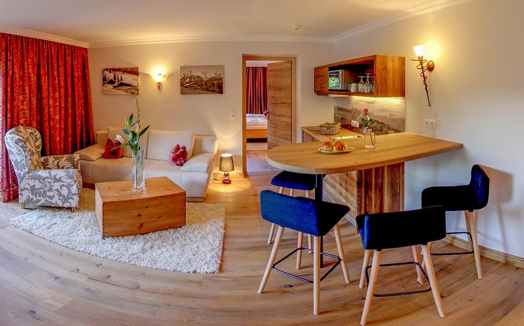 Serviced Apartments Villa Licht Kitzbühel Buitenkant foto